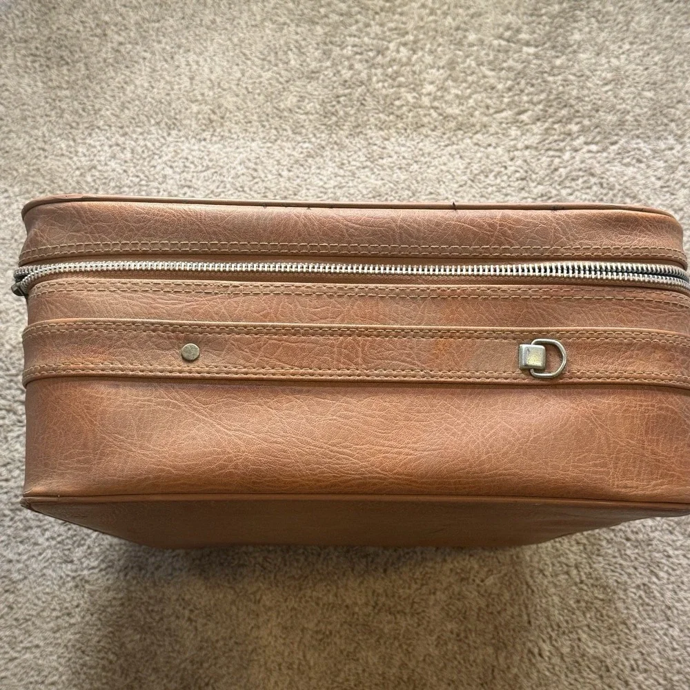 Vintage Monarch‎ Luggage 2 Pc Brown Faux Leather Suitcase Set w/ Wheels & Keys